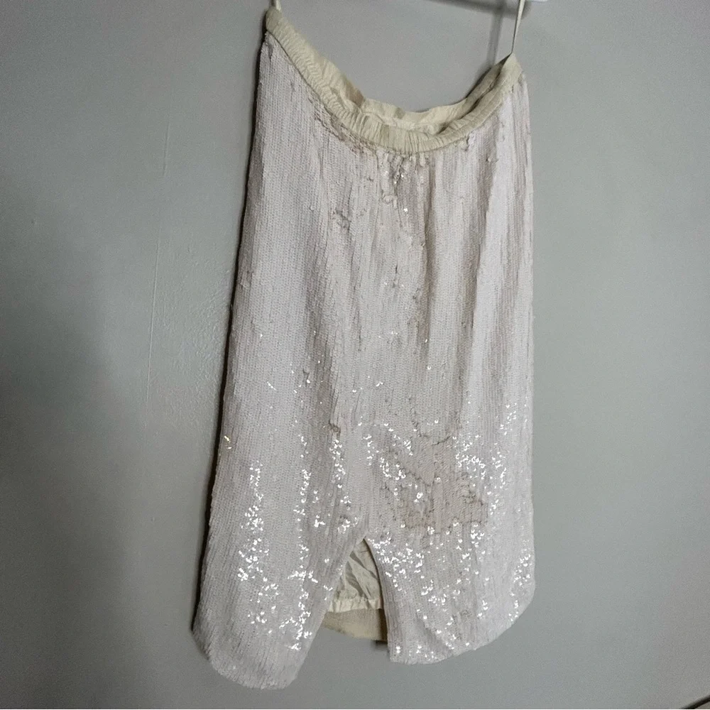 VINTAGE MONDI 1980s white sequin bomber jacket and pencil skirt silk large